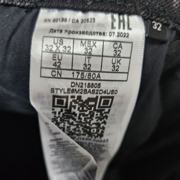 NWT Guess Jeans Women's 32 (33x32) Black Slim Tapered Mid-Rise Embroidered - Picture 4 of 13